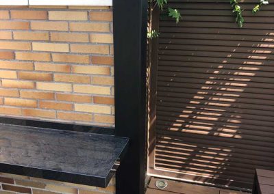 PERGOLA BIOCLIMATICA ORIENTABLE MOTORIZADA Y PERGOLA PLANA EN TERRAZA ARROYOMOLINOS MADRID 02