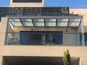 TECHO MOVIL DE CRISTAL MOTORIZADO EN TERRAZA MONTECRAMELO MADRID 04