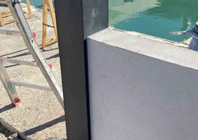 PÉRGOLA BIOCLIMÁTICA CON TECHO FIJO DE PANEL SÁNDWICH CHALET EN TORRELODONES MADRID 5